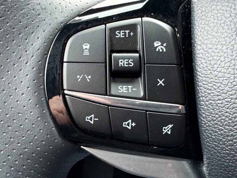 Used 2025 Ford Explorer ST-Line - photo 17