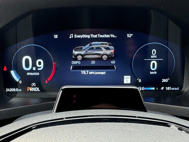 Used 2025 Ford Explorer ST-Line - photo 19