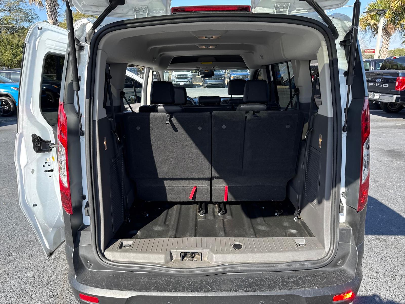 Used 2023 Ford Transit Connect Empty Cargo Van - photo 19