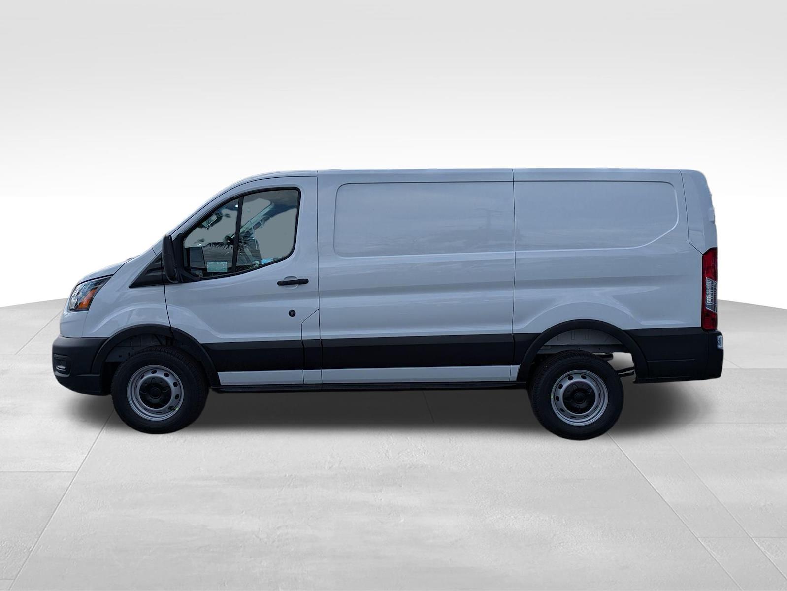 New 2026 Ford Transit 250 Low Roof Empty Cargo Van - photo 5