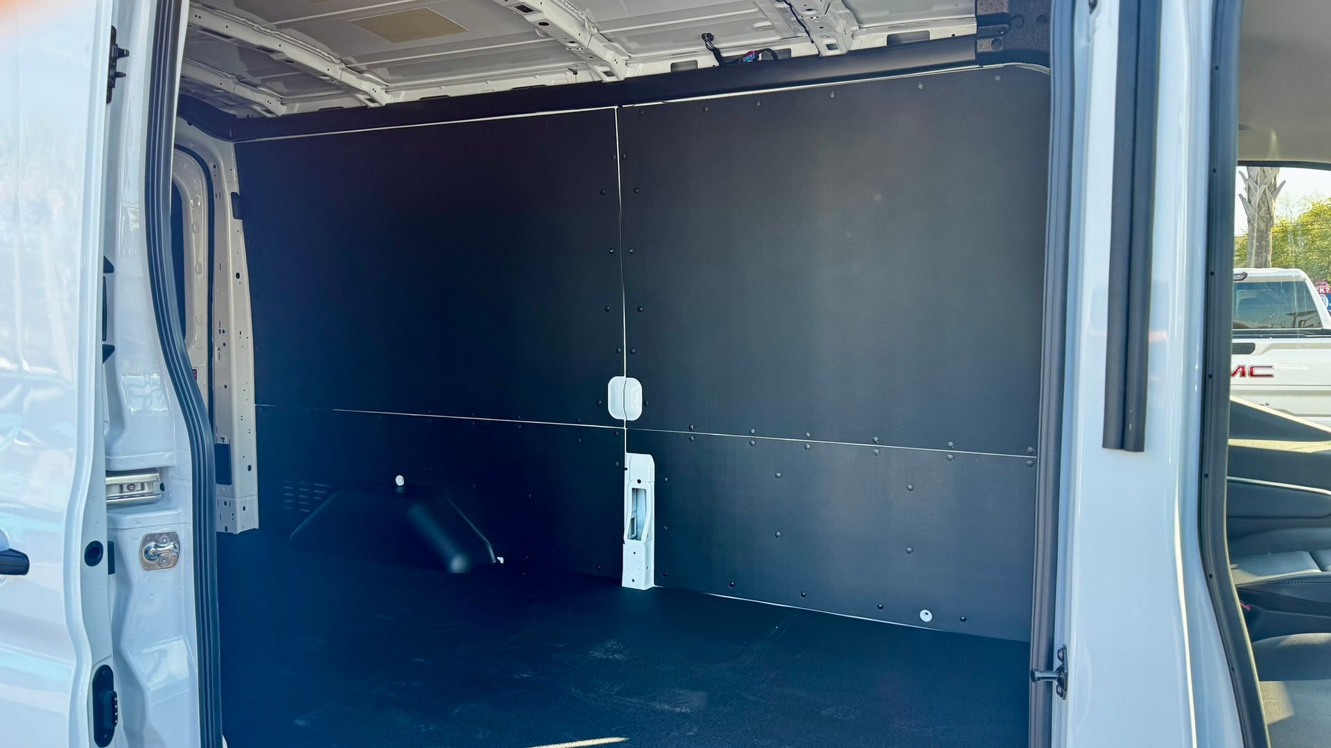 New 2026 Ford Transit 250 Medium Roof Empty Cargo Van - photo 4