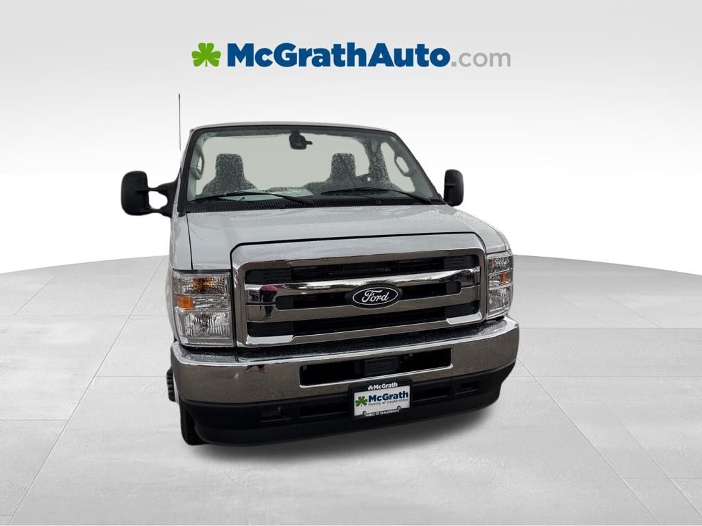 New 2026 Ford E-350 Cutaway - photo 7