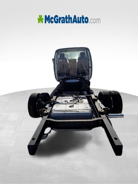 New 1996 Ford E-450 Cutaway - photo 3