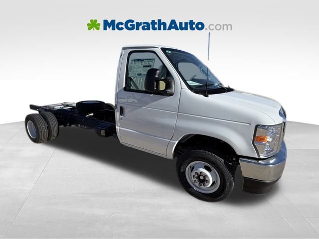 New 1996 Ford E-450 Cutaway - photo 5