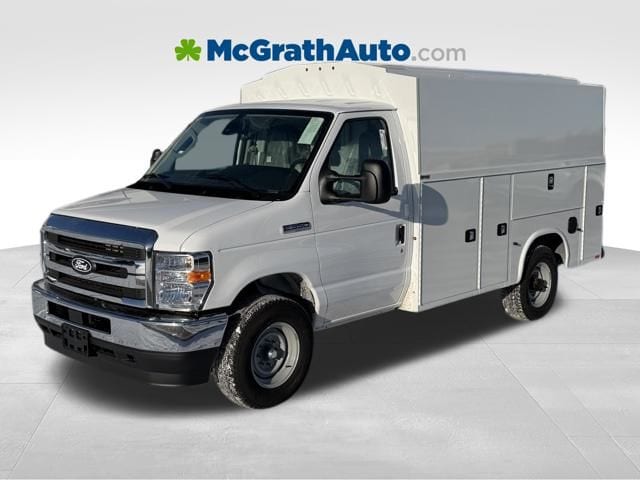New 2026 Ford E-350 Cutaway - photo 9
