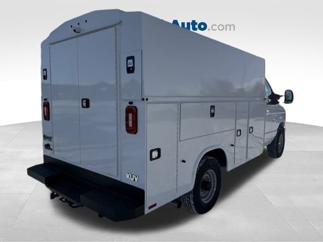 New 2026 Ford E-350 Cutaway - photo 5