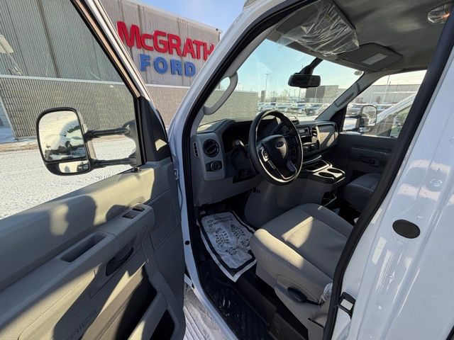 New 2026 Ford E-350 Cutaway - photo 7