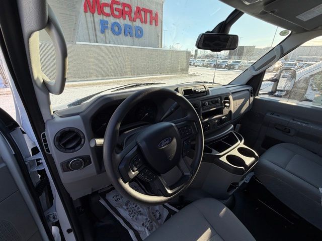 New 2026 Ford E-350 Cutaway - photo 8
