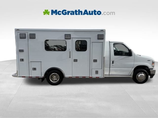 New 1996 Ford E-450 Cutaway - photo 9