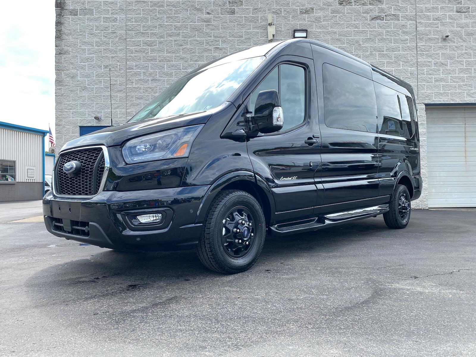 New 2025 Ford Transit 250 Medium Roof Empty Cargo Van - photo 4