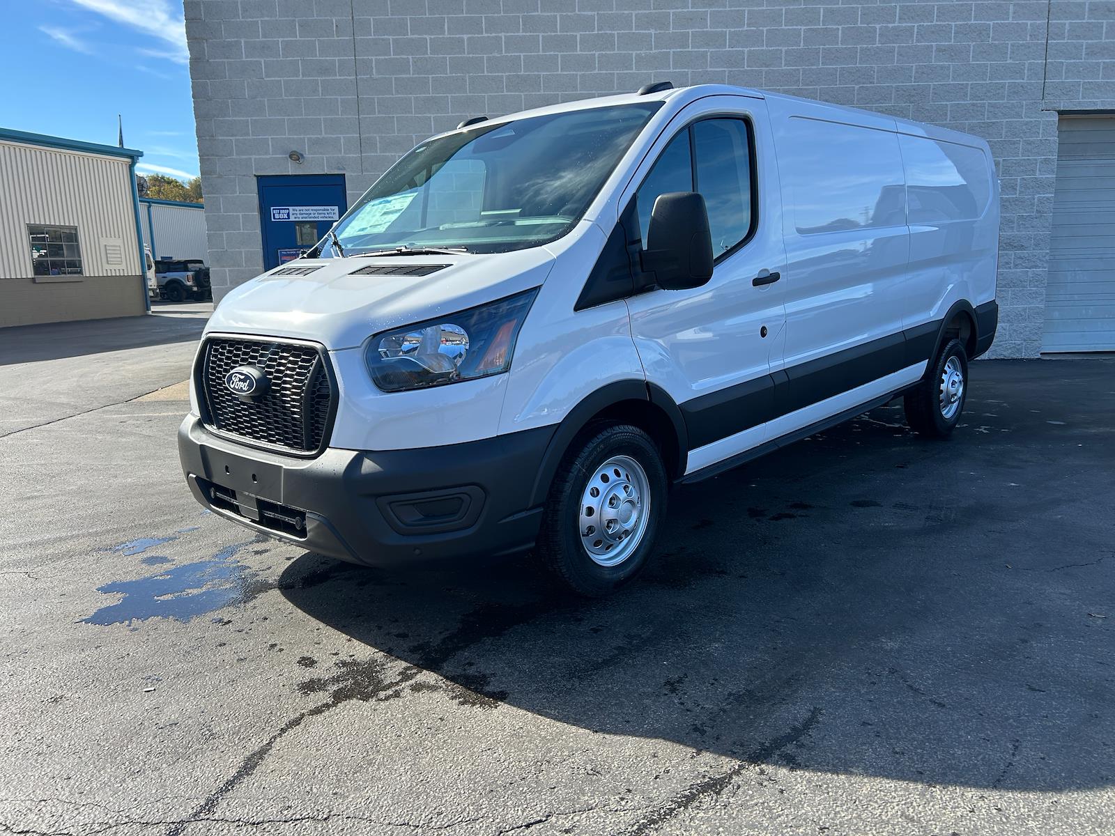 New 2026 Ford Transit 250 - photo 2