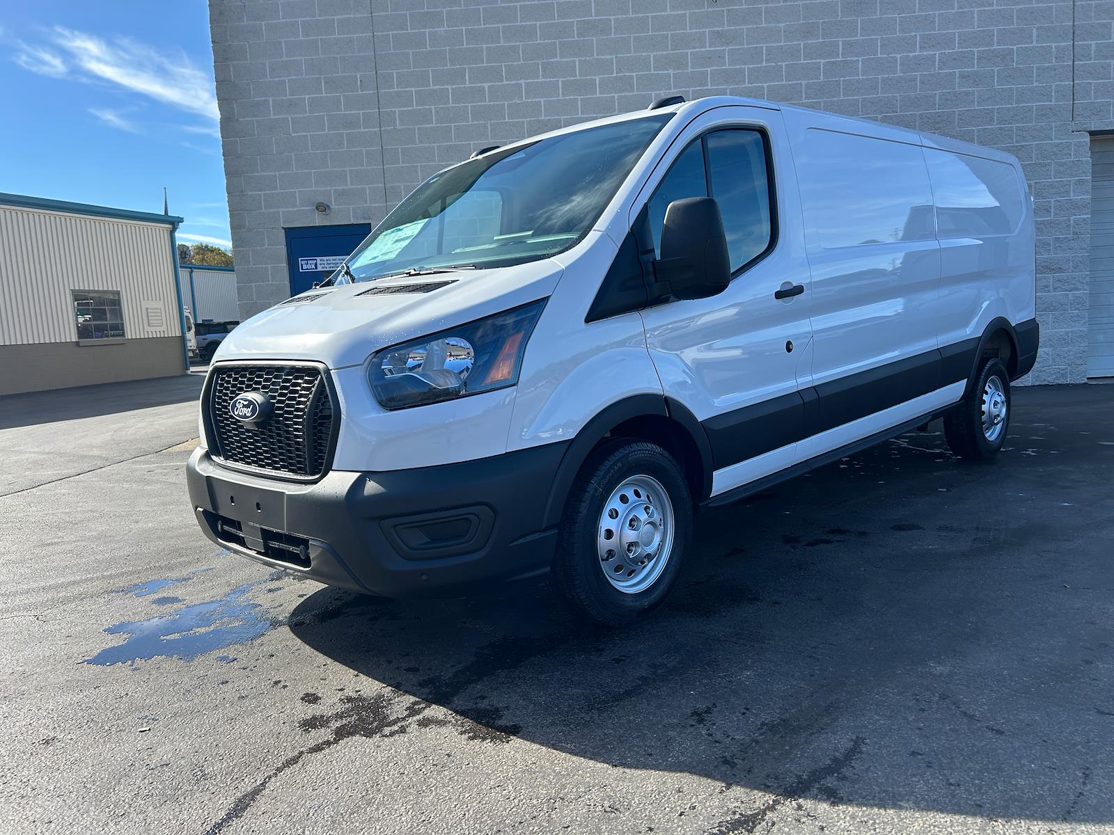 New 2026 Ford Transit 250 Low Roof Empty Cargo Van - photo 3