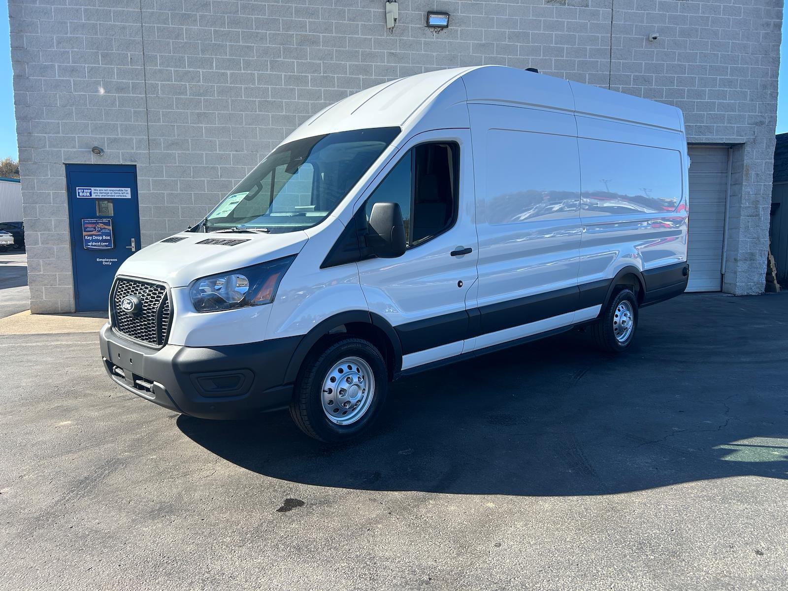 New 2026 Ford Transit 250 - photo 2