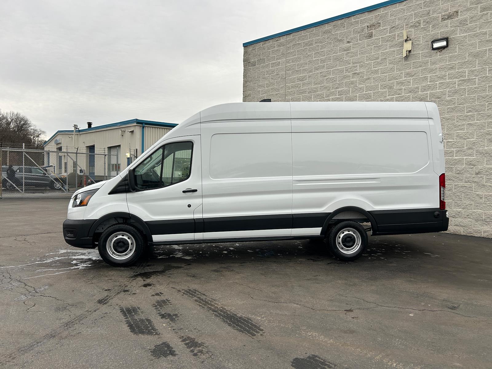 New 2026 Ford Transit 250 High Roof Empty Cargo Van - photo 4