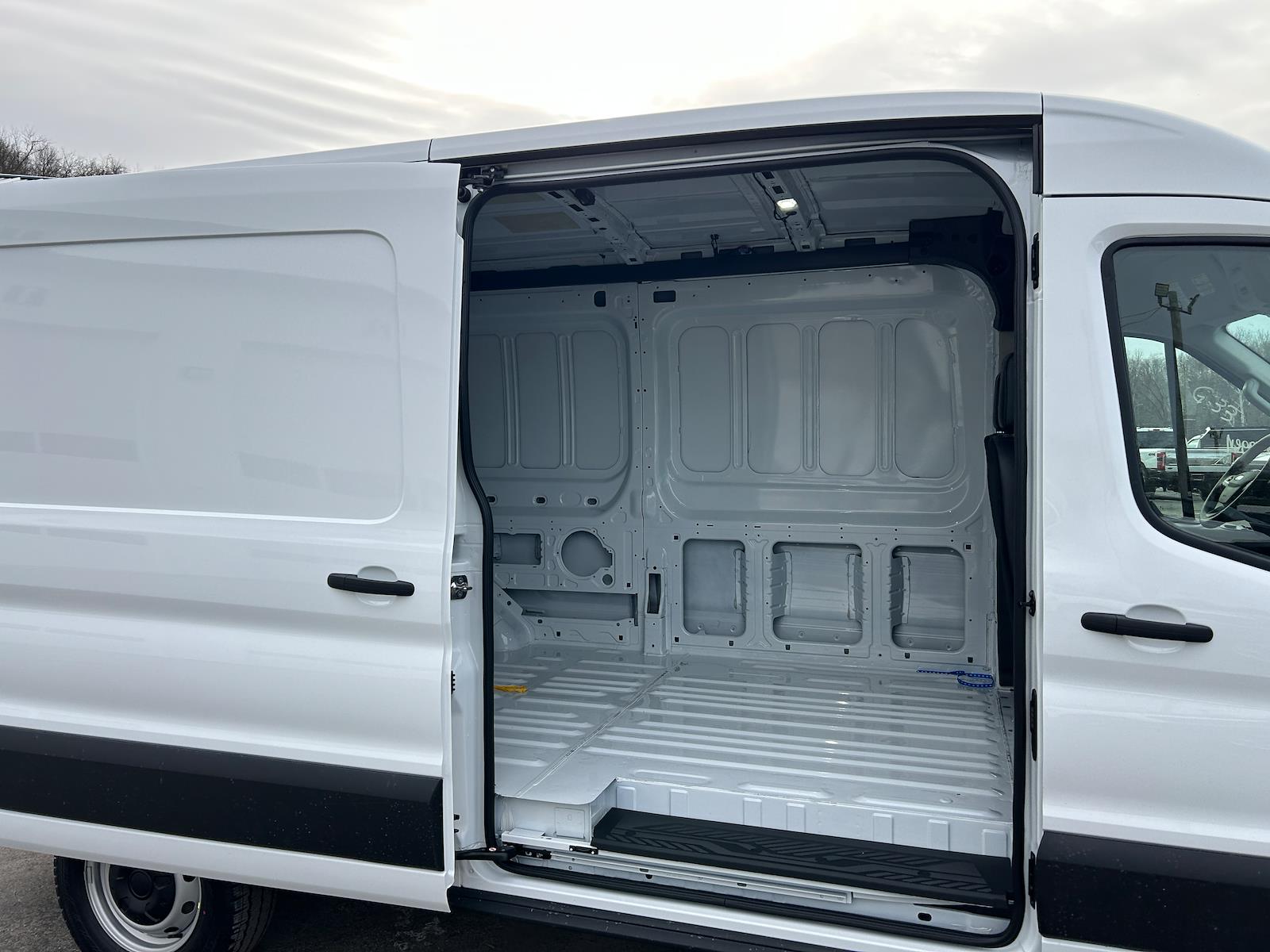 New 2026 Ford Transit 250 Medium Roof Empty Cargo Van - photo 23