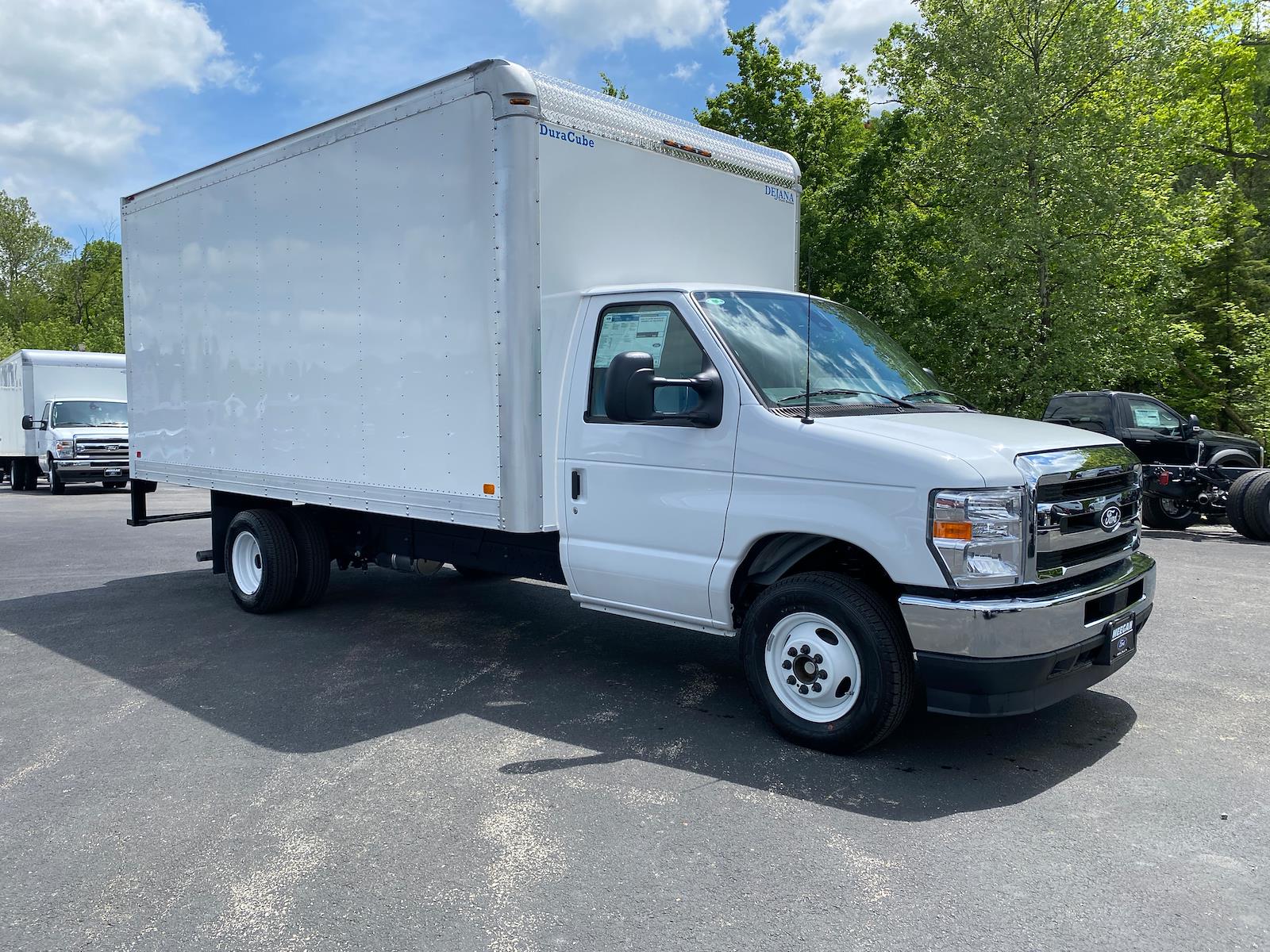 New 2026 Ford E-350 Cutaway - photo 11