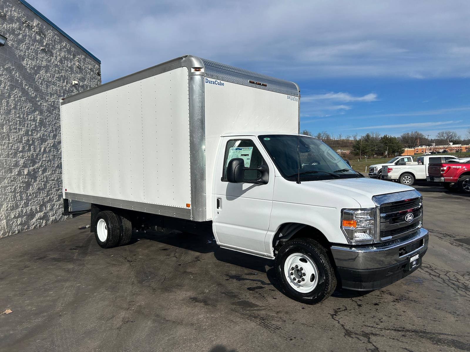 New 1996 Ford E-450 Cutaway - photo 11