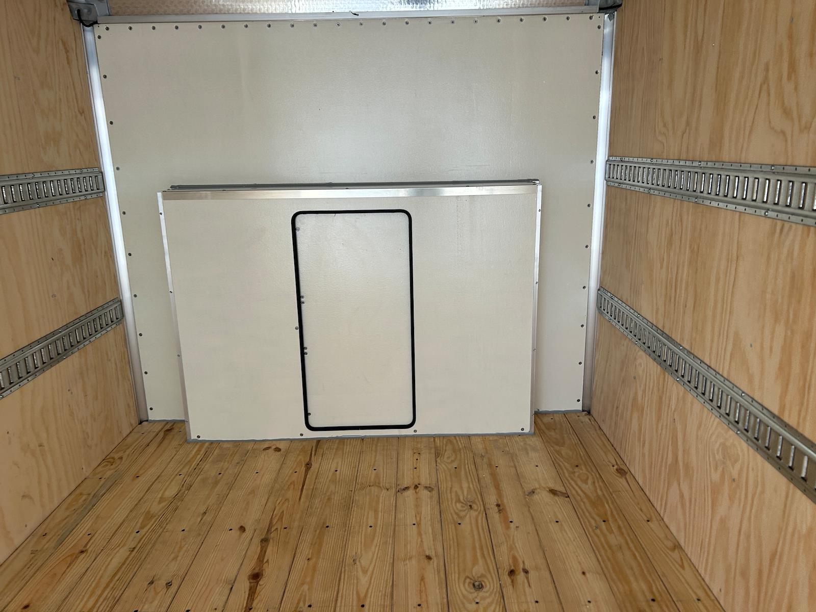 New 1996 Ford E-450 Cutaway - photo 21