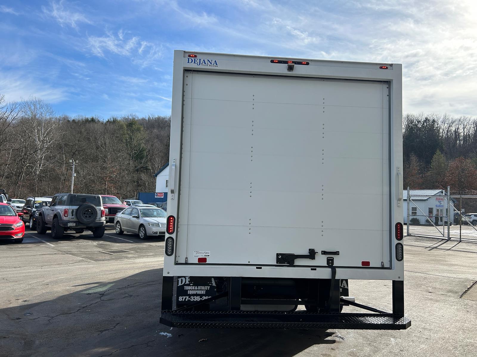 New 1996 Ford E-450 Cutaway - photo 8