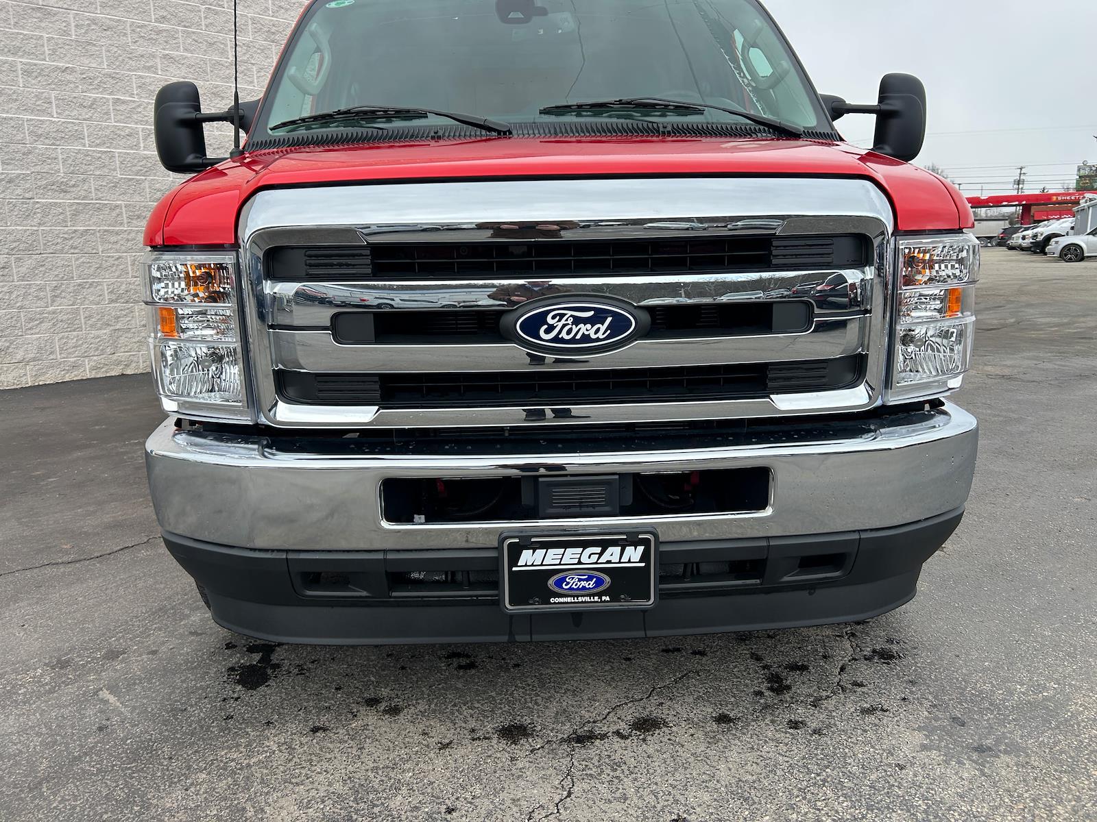 New 2026 Ford E-350 Cutaway - photo 15