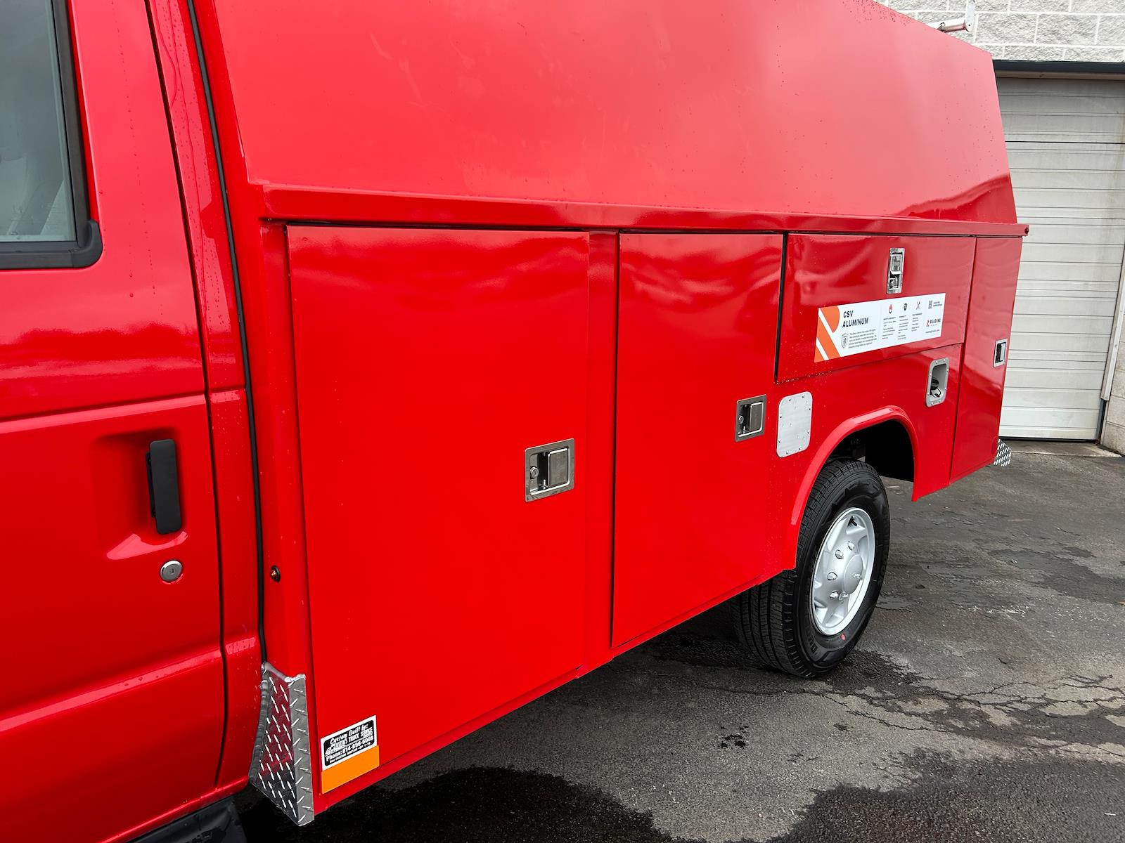 New 2026 Ford E-350 Cutaway - photo 17