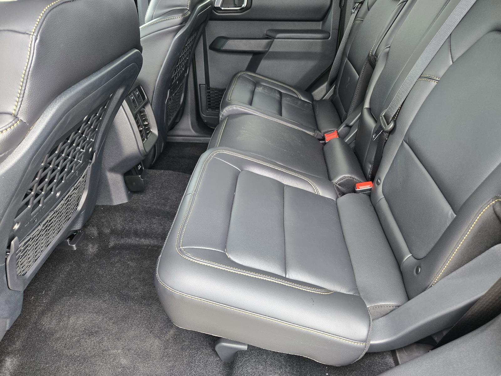 New 2025 Ford Bronco Badlands - photo 22