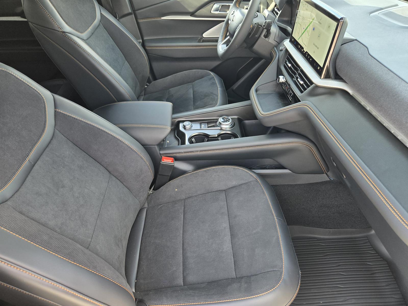 New 2026 Ford Explorer - photo 10
