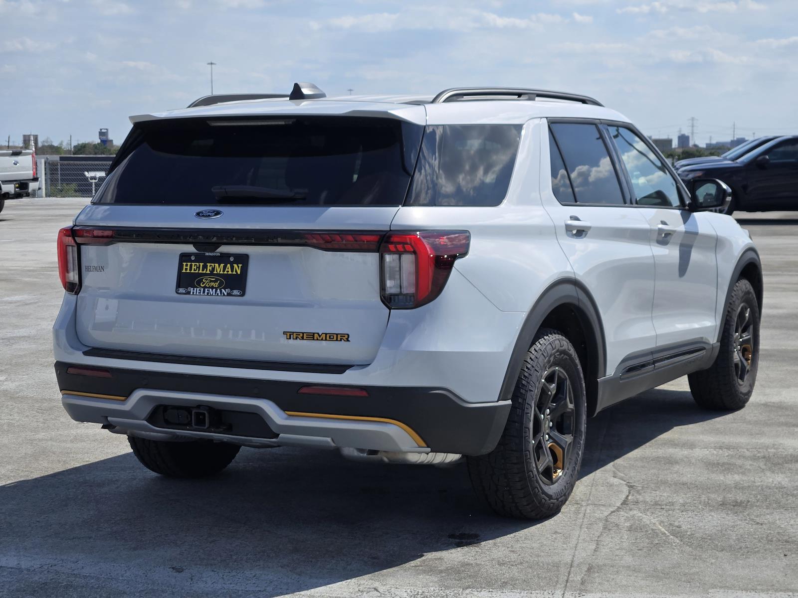 New 2026 Ford Explorer - photo 4