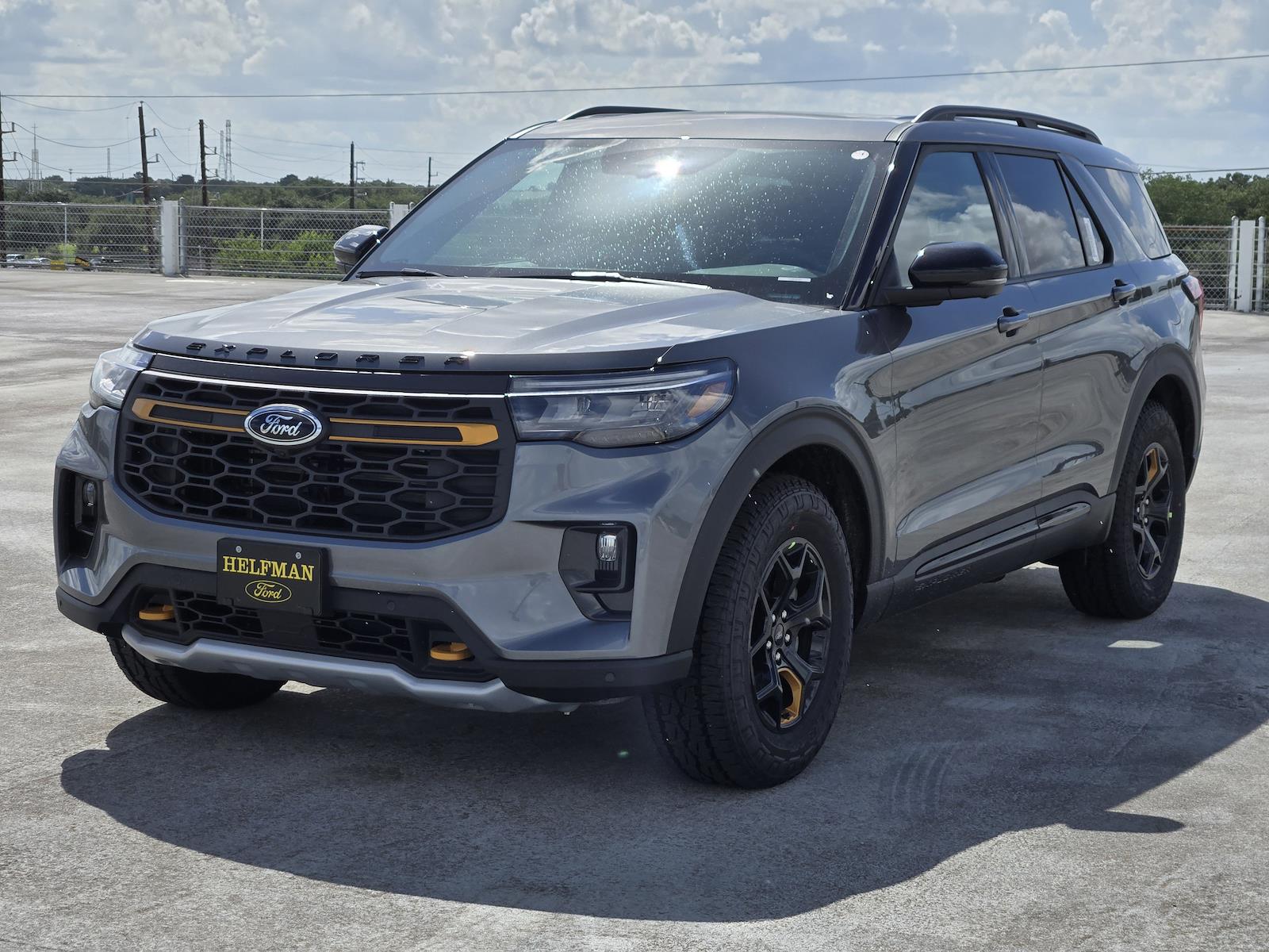 New 2026 Ford Explorer - photo 2