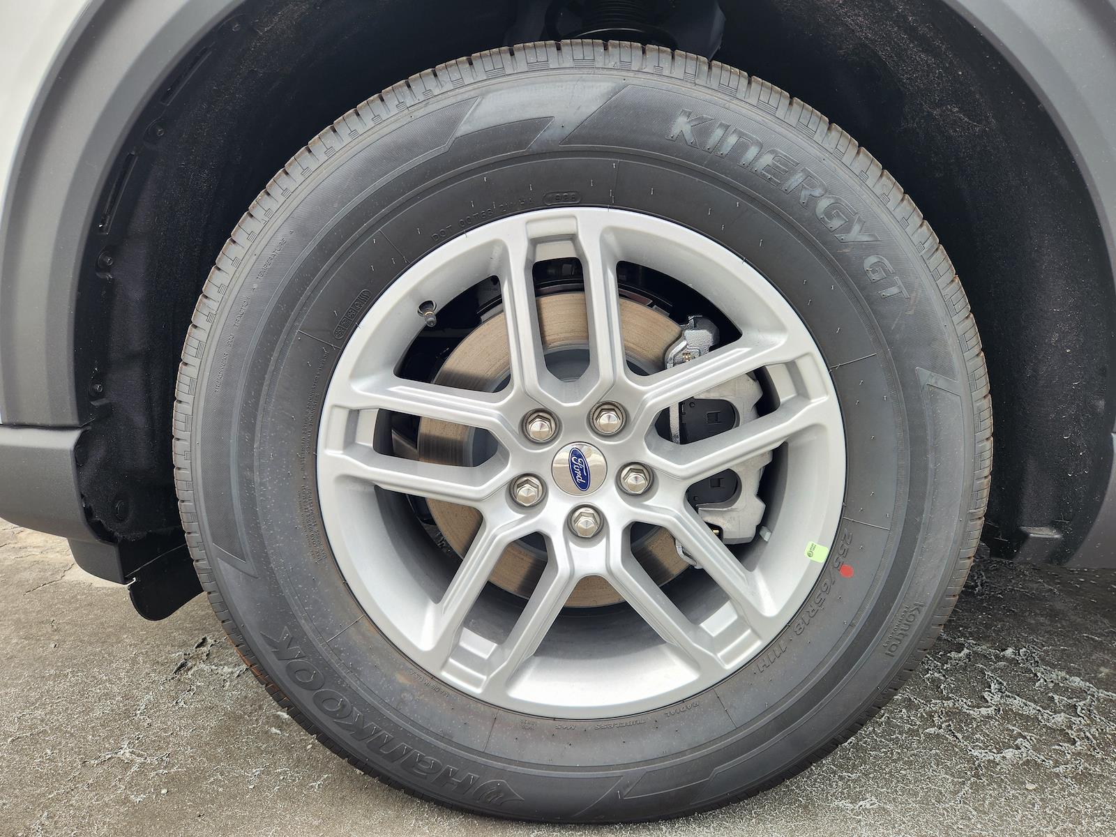 New 2026 Ford Explorer ACTIV - photo 7