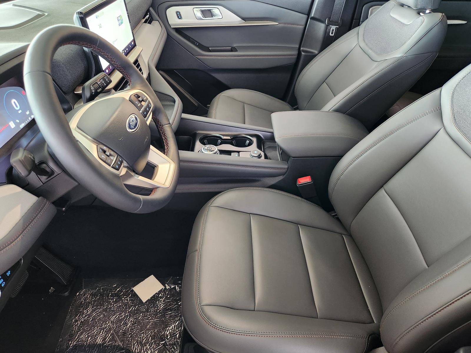 New 2026 Ford Explorer ACTIV - photo 8