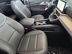 New 2026 Ford Explorer ACTIV thumbnail 8