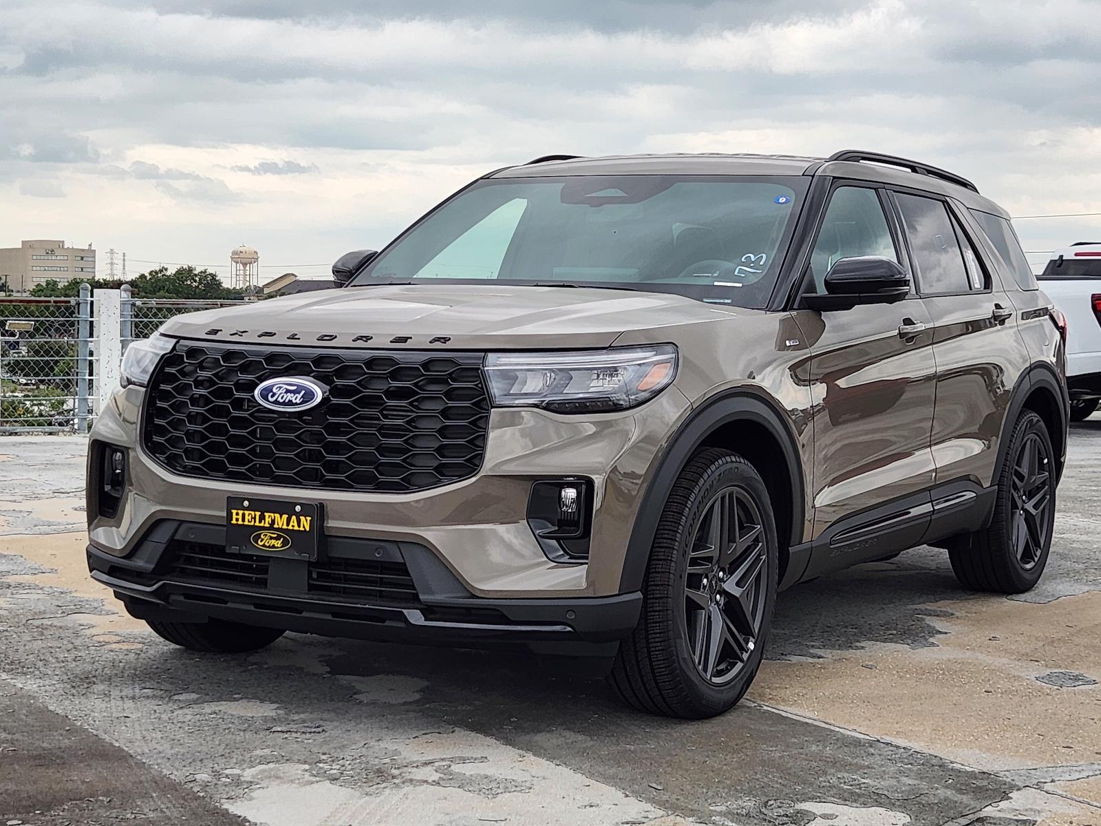 New 2026 Ford Explorer - photo 2