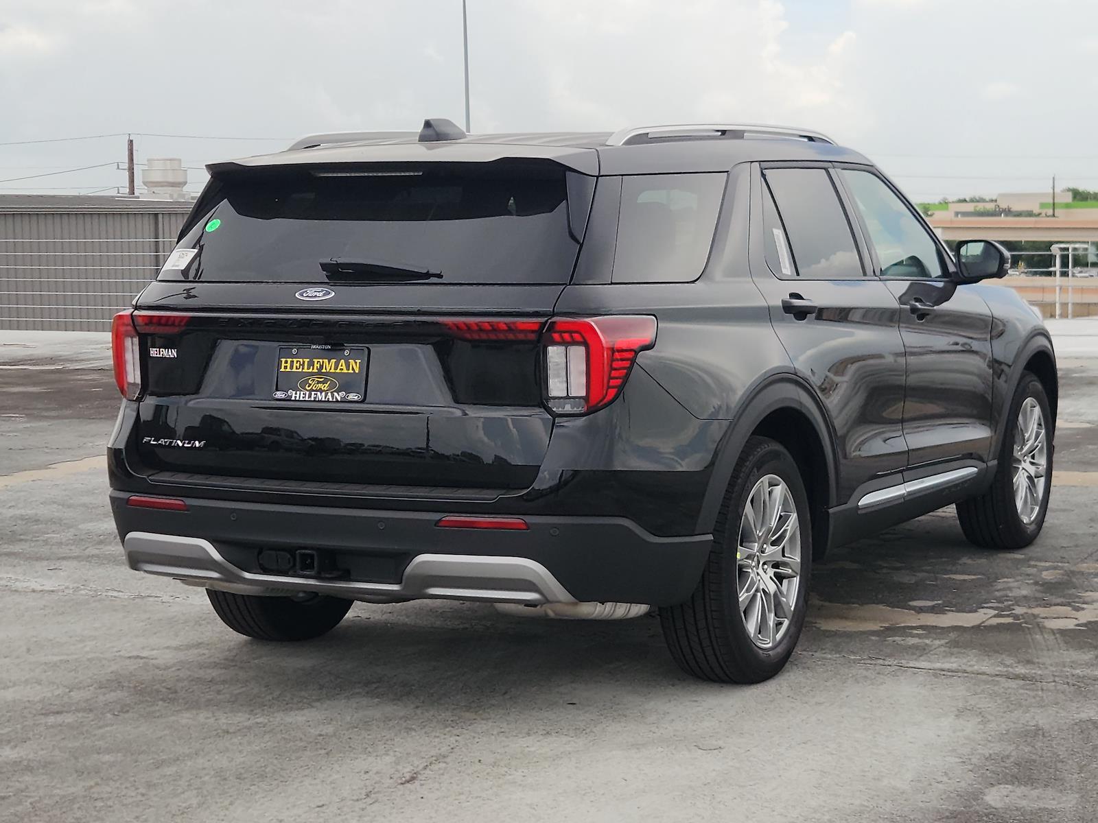 New 2026 Ford Explorer Platinum - photo 4