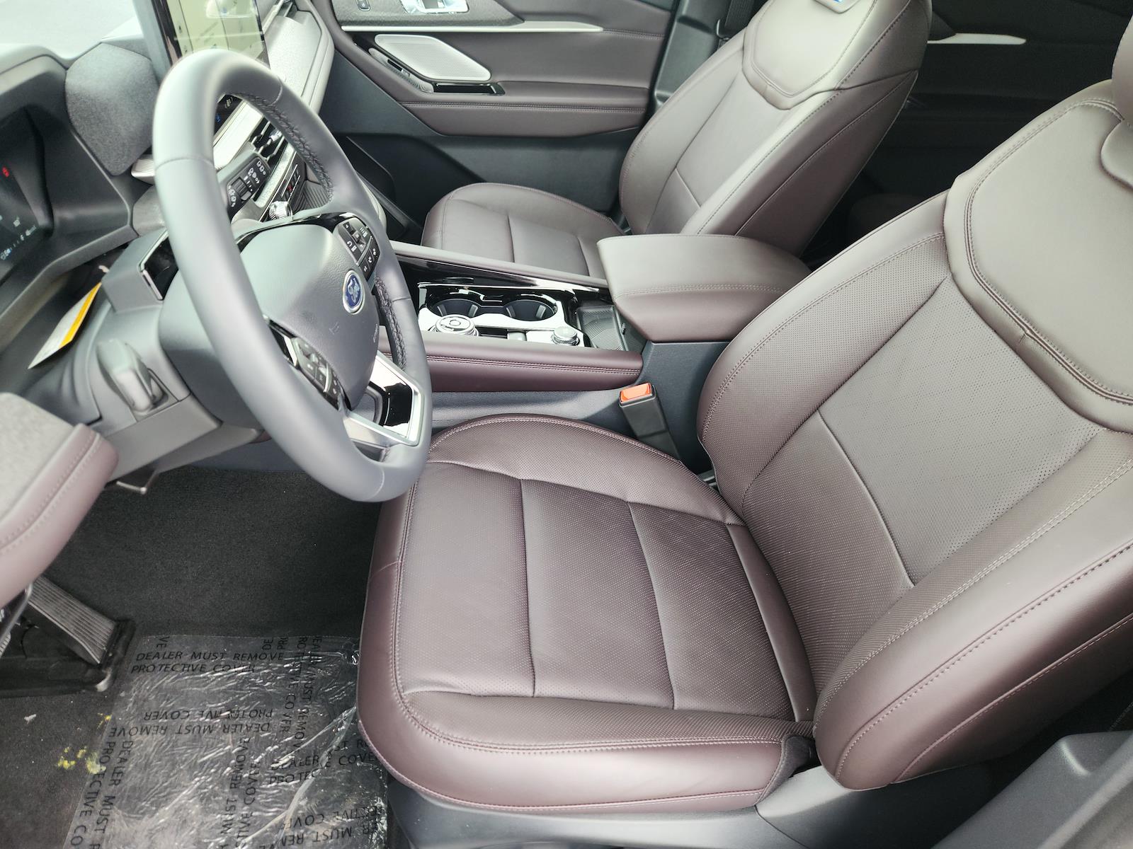New 2026 Ford Explorer Platinum - photo 9