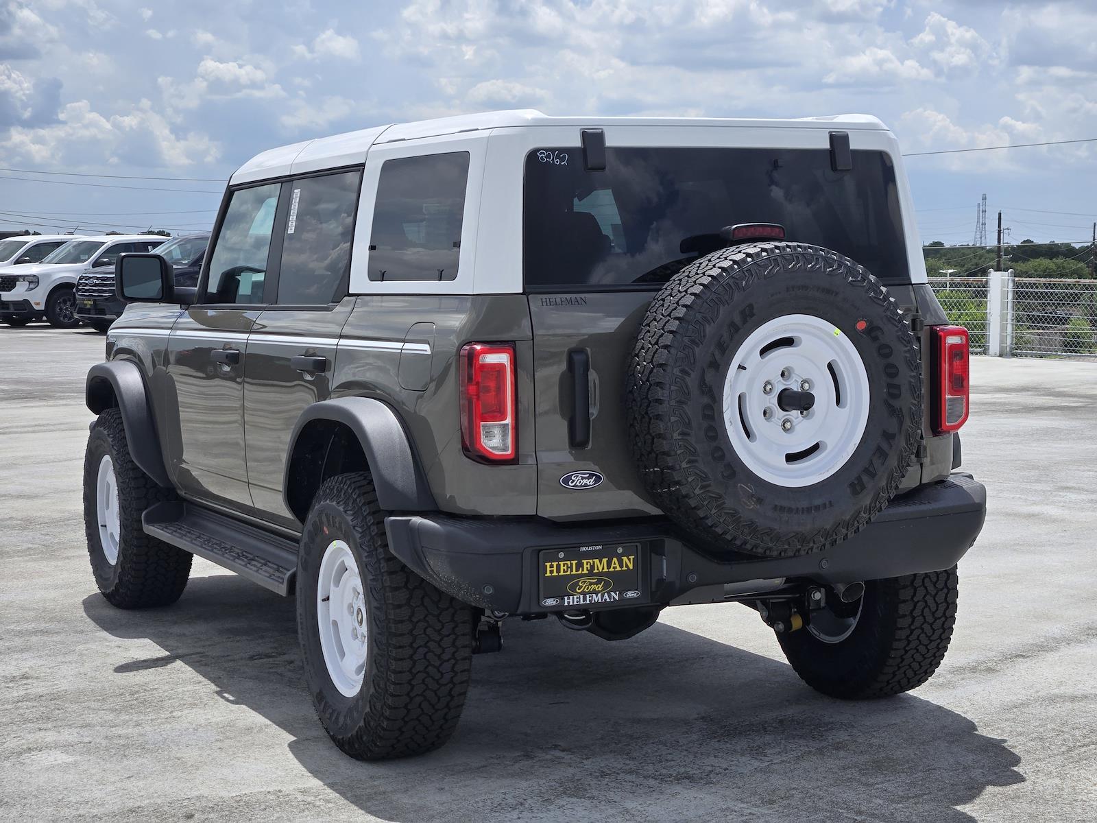 New 2026 Ford Bronco - photo 3
