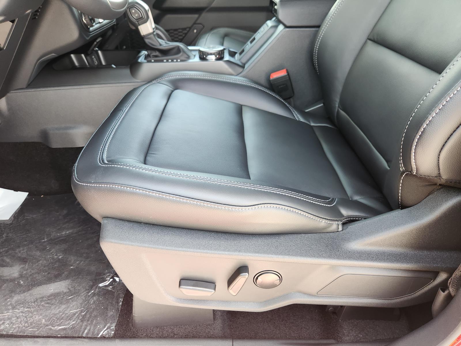 New 2026 Ford Bronco Outer Banks - photo 17