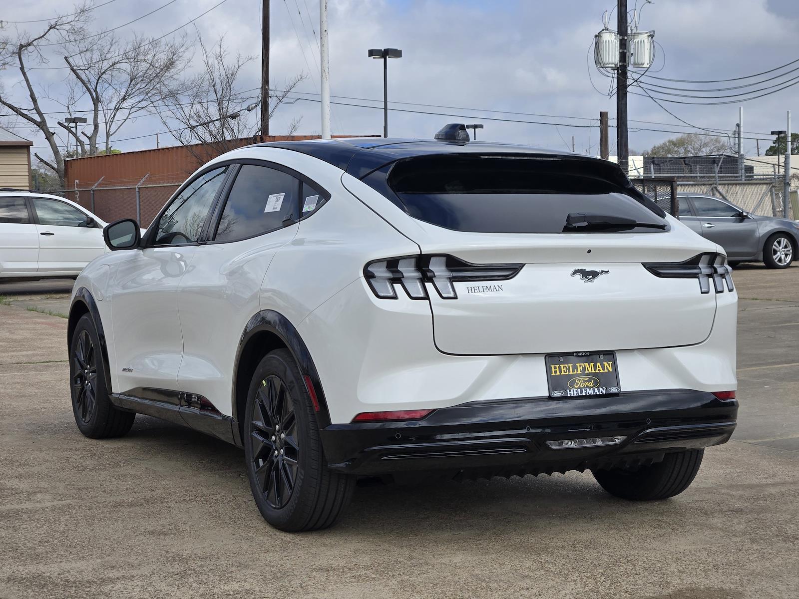 New 2026 Ford Mustang Mach-E - photo 4