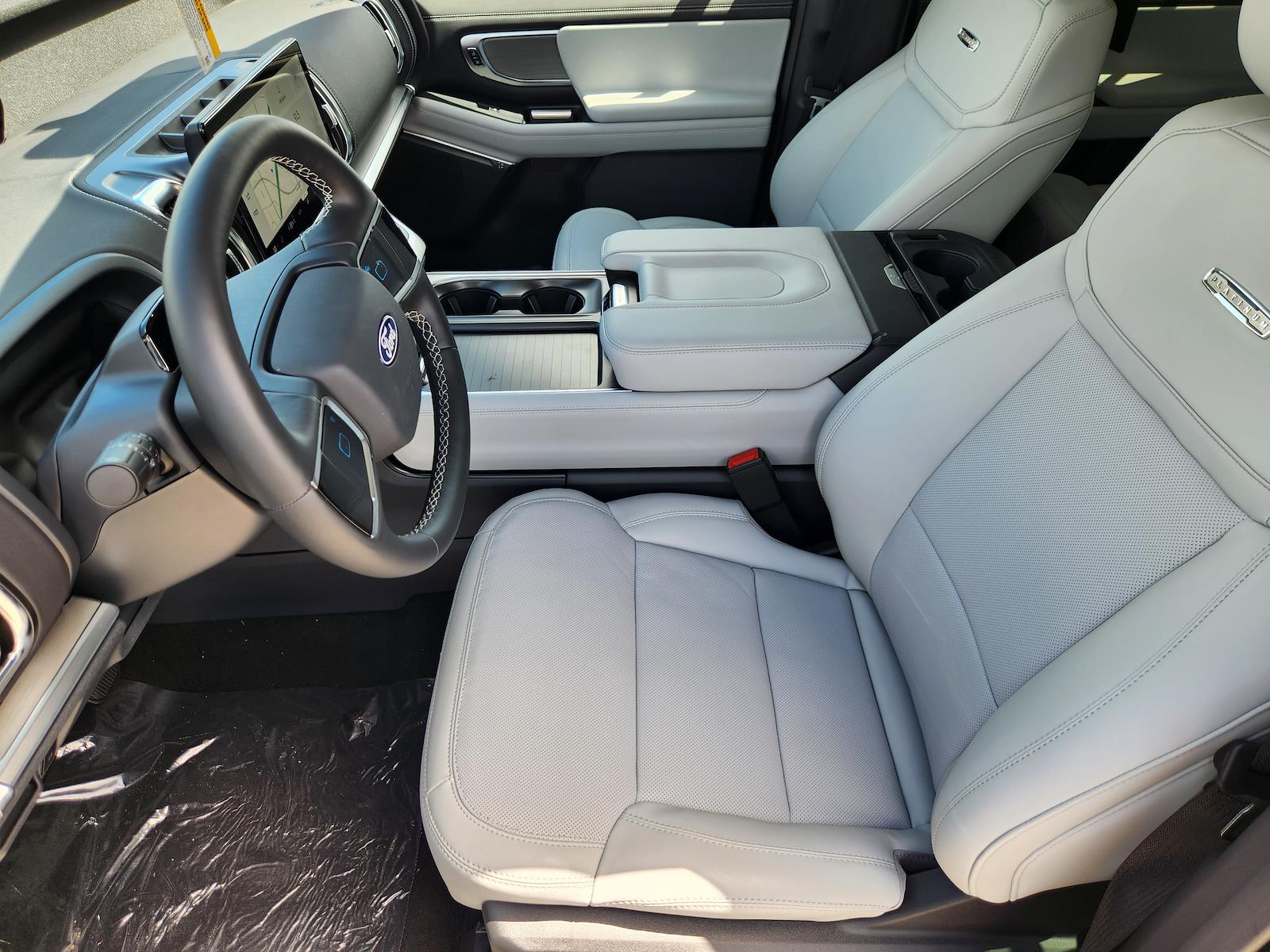New 2027 Ford Expedition Platinum - photo 9