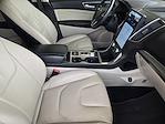 Used 2022 Ford Edge Titanium thumbnail 9