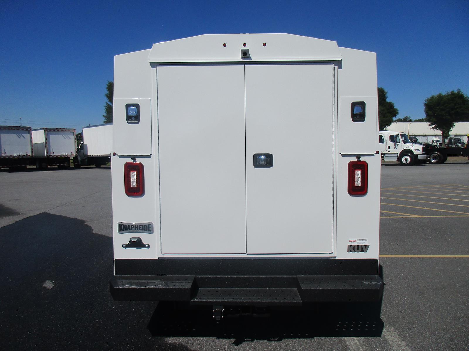 New 2026 Ford E-350 Cutaway - photo 7