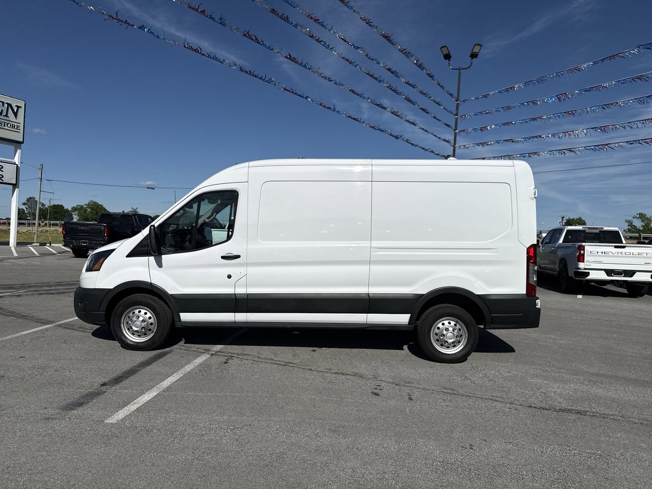 Used 2023 Ford Transit 250 Medium Roof Empty Cargo Van - photo 11