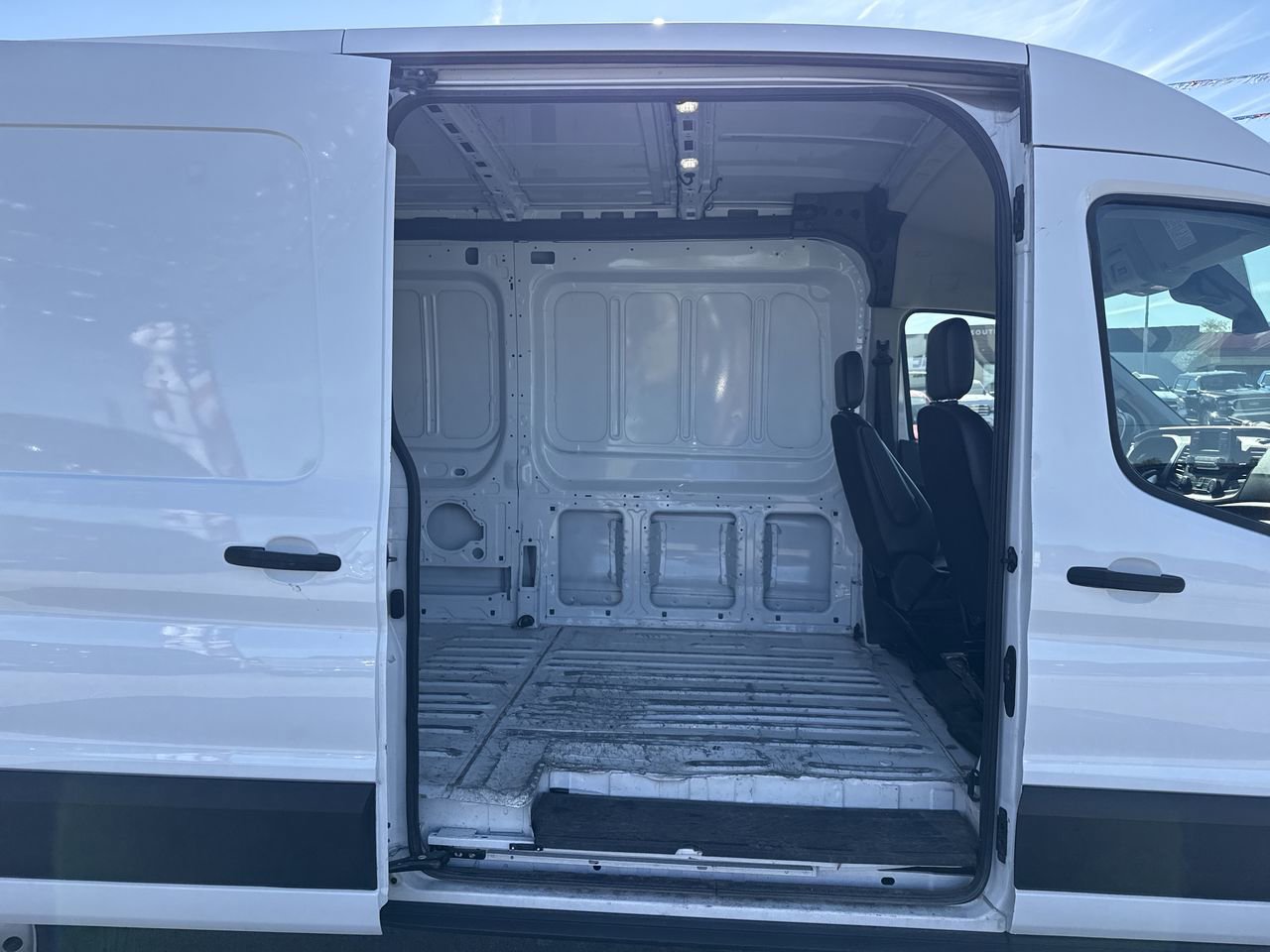 Used 2023 Ford Transit 250 Medium Roof Empty Cargo Van - photo 19