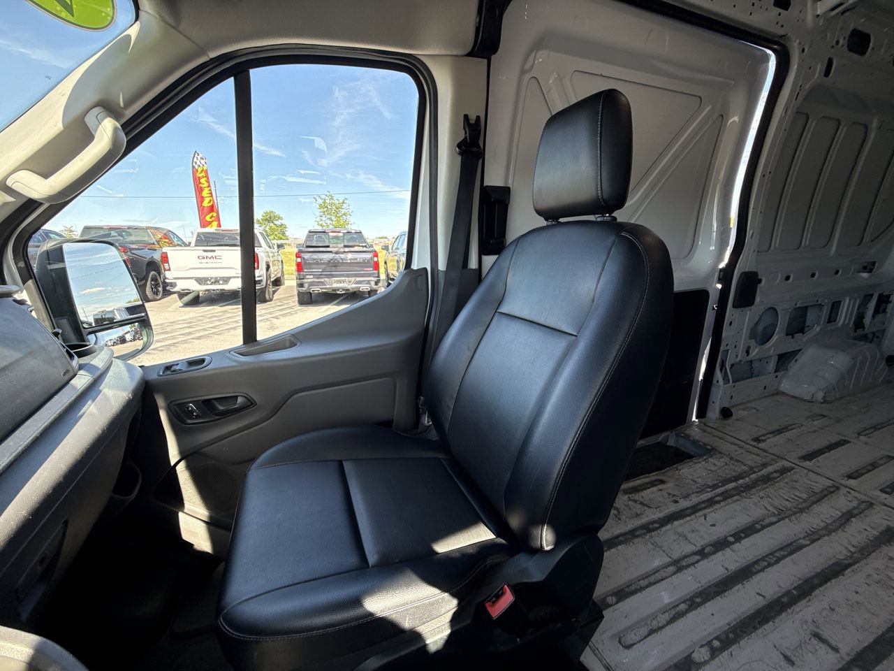 Used 2023 Ford Transit 250 Medium Roof Empty Cargo Van - photo 29