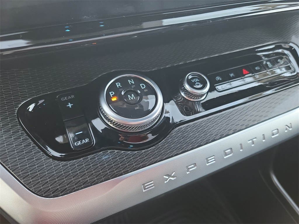 New 2025 Ford Expedition MAX Platinum - photo 24