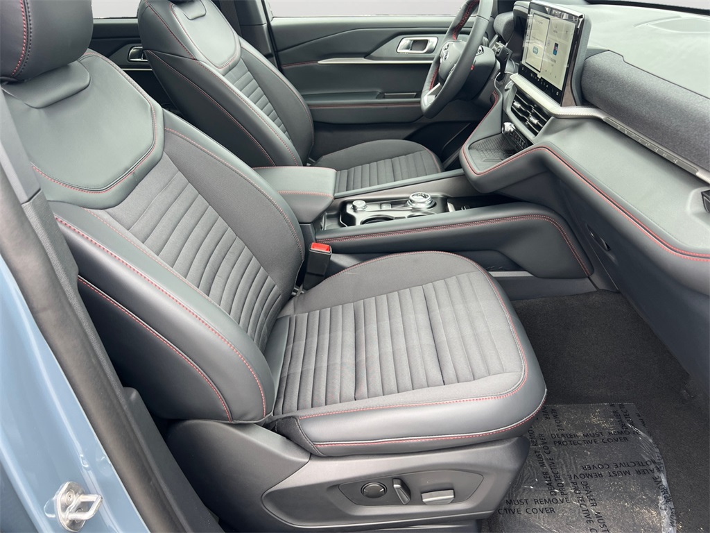 New 2025 Ford Explorer ST-Line - photo 5