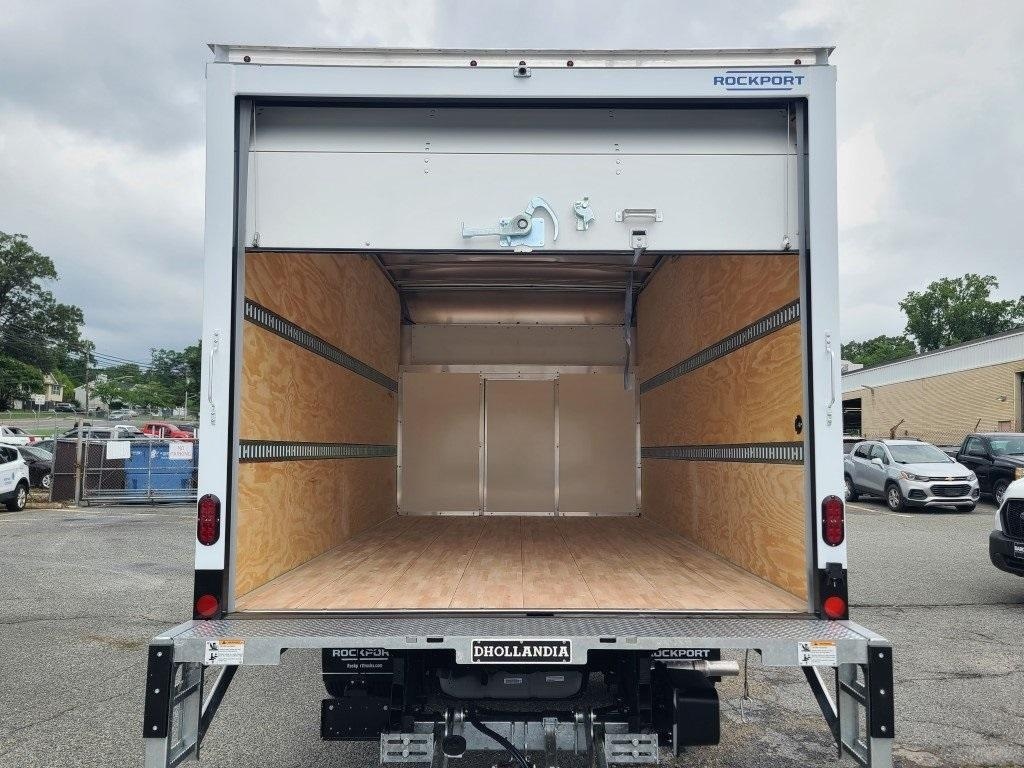 New 1996 Ford E-450 Cutaway - photo 10