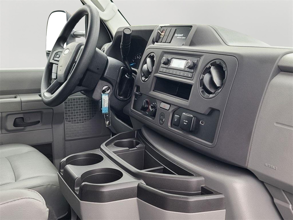 New 1996 Ford E-450 Cutaway - photo 16