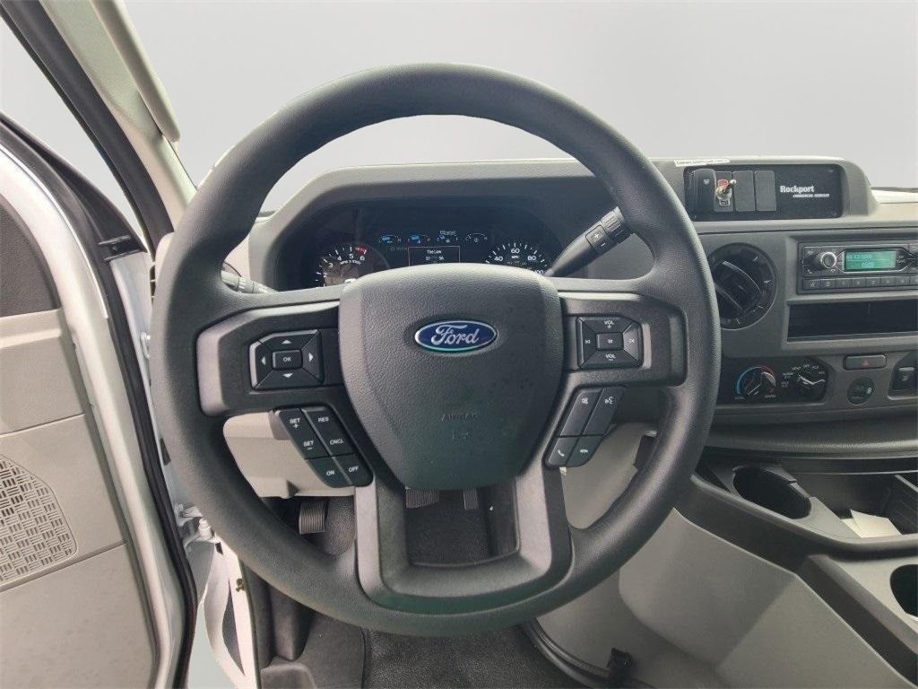 New 1996 Ford E-450 Cutaway - photo 27