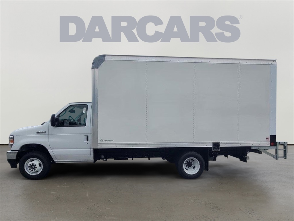 New 1996 Ford E-450 Cutaway - photo 6